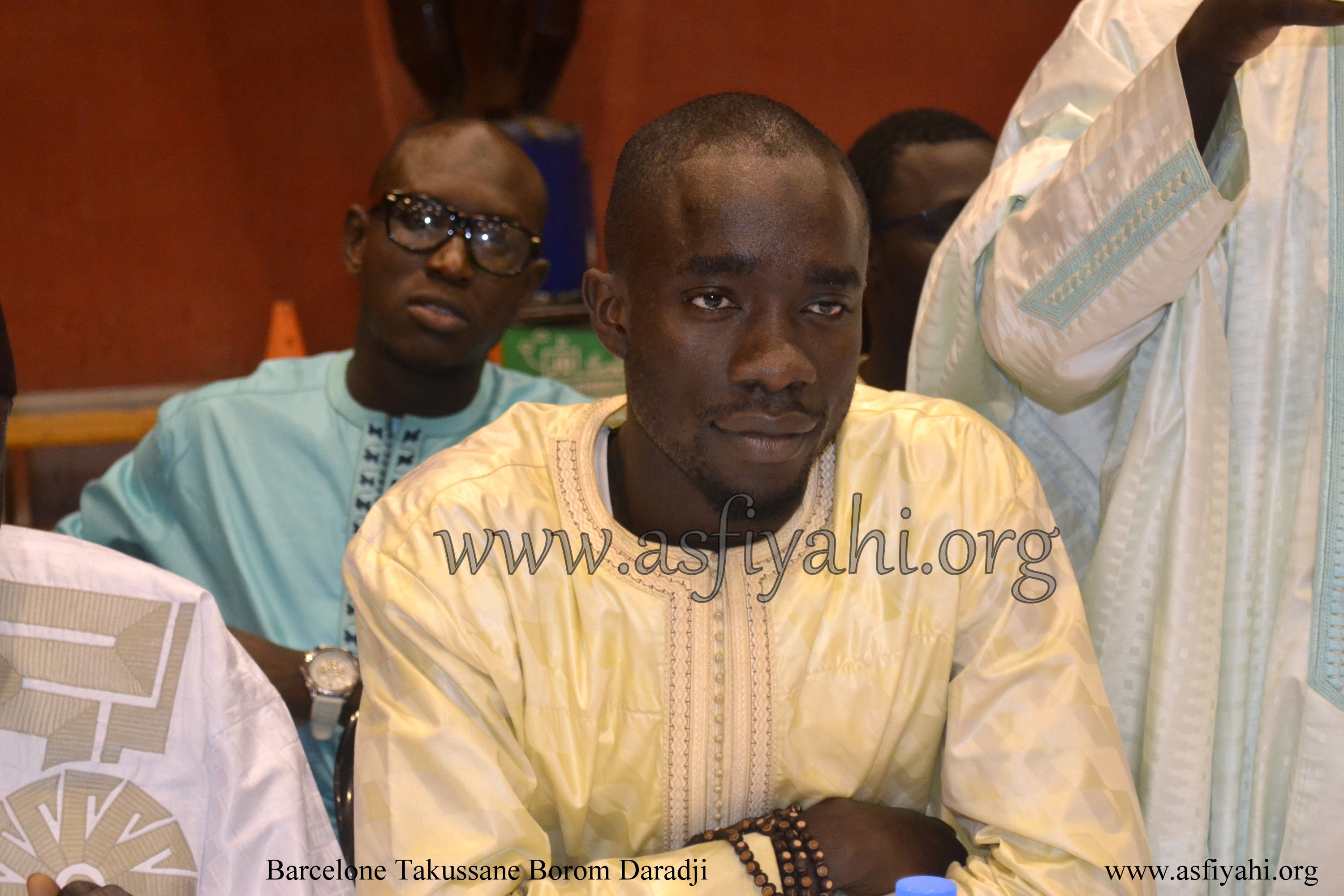 PHOTO - ESPAGNE - BARCELONE : Les Images du Takoussan Borom Daara Ji organisé par le Dahiratoul Moutahabina Filahi de Barcelone