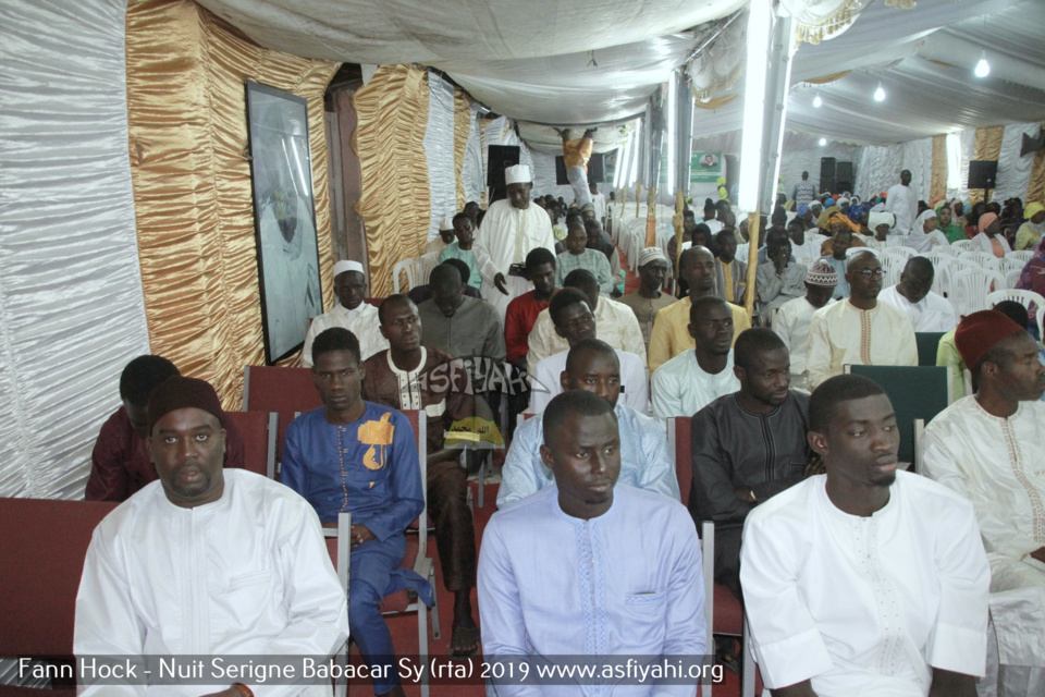 PHOTOS - Les Images de la Nuit Serigne Babacar SY édition 2019, organisée par l'Union des Jeunes Tidianes de FANN - GUEULE TAPEE 