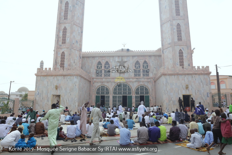 PHOTOS - KORITE 2019 À TIVAOUANE - Les Images de la Priére de L'Eid El Fitr à la Mosquée Serigne Babacar SY (rta) dirigée par Imam Moussa DIop