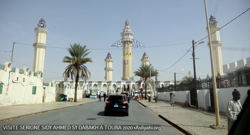 PHOTOS - Serigne Mountakha Mbacké, parrain du Gamou annuel de Diacksao: Les Images de la Visite de Serigne Sidy Ahmed Sy Dabakh à Touba