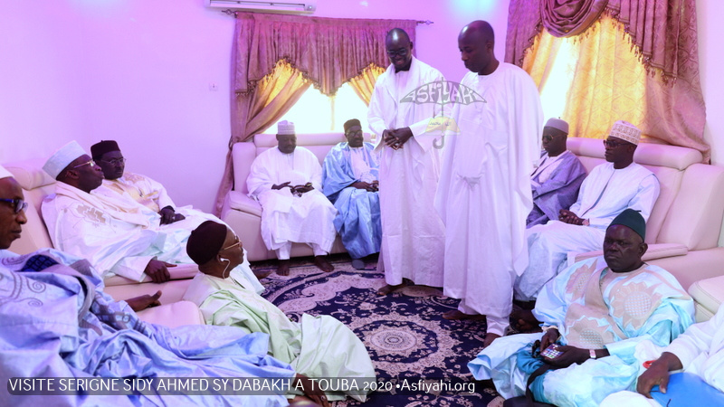 PHOTOS - Serigne Mountakha Mbacké, parrain du Gamou annuel de Diacksao: Les Images de la Visite de Serigne Sidy Ahmed Sy Dabakh à Touba
