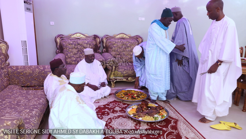 PHOTOS - Serigne Mountakha Mbacké, parrain du Gamou annuel de Diacksao: Les Images de la Visite de Serigne Sidy Ahmed Sy Dabakh à Touba