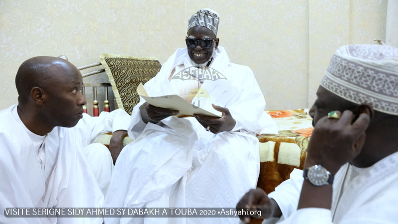 PHOTOS - Serigne Mountakha Mbacké, parrain du Gamou annuel de Diacksao: Les Images de la Visite de Serigne Sidy Ahmed Sy Dabakh à Touba