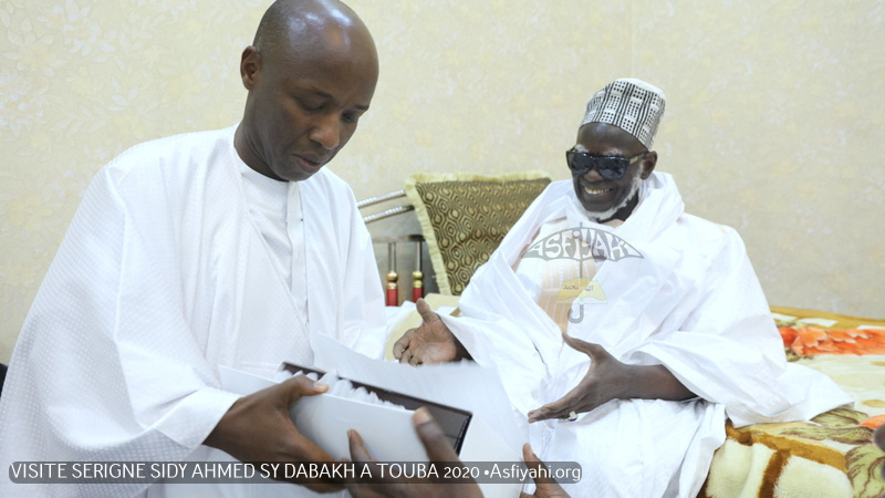PHOTOS - Serigne Mountakha Mbacké, parrain du Gamou annuel de Diacksao: Les Images de la Visite de Serigne Sidy Ahmed Sy Dabakh à Touba