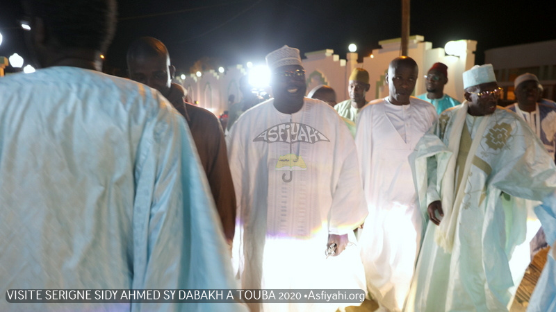 PHOTOS - Serigne Mountakha Mbacké, parrain du Gamou annuel de Diacksao: Les Images de la Visite de Serigne Sidy Ahmed Sy Dabakh à Touba