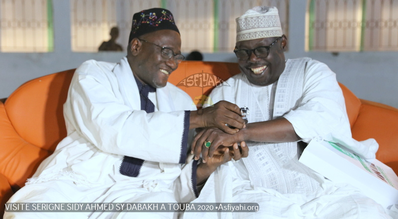 PHOTOS - Serigne Mountakha Mbacké, parrain du Gamou annuel de Diacksao: Les Images de la Visite de Serigne Sidy Ahmed Sy Dabakh à Touba