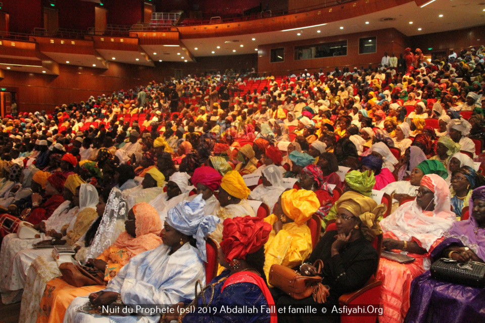 PHOTOS - GRAND THÉÂTRE - Les Images de la nuit du Prophète (psl) organisée par El Haddj Abdallah Fall et famille