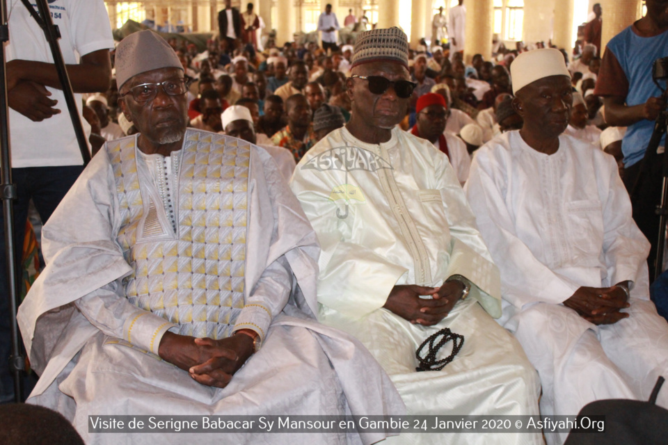 PHOTOS - GAMBIE - Serigne Babacar Sy Mansour assiste à la Prière de ce Vendredi 24 janvier et reçoit une délégation du parlement  de la CEDEAO 