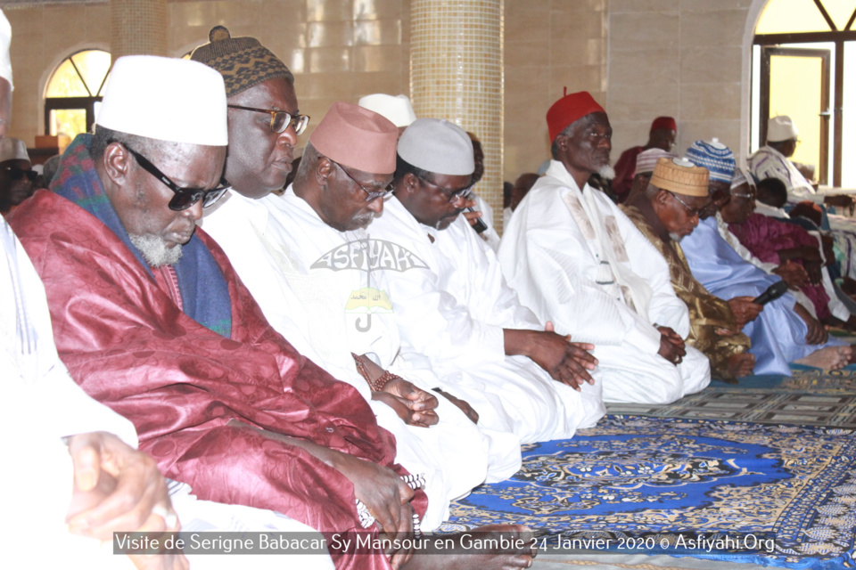 PHOTOS - GAMBIE - Serigne Babacar Sy Mansour assiste à la Prière de ce Vendredi 24 janvier et reçoit une délégation du parlement  de la CEDEAO 