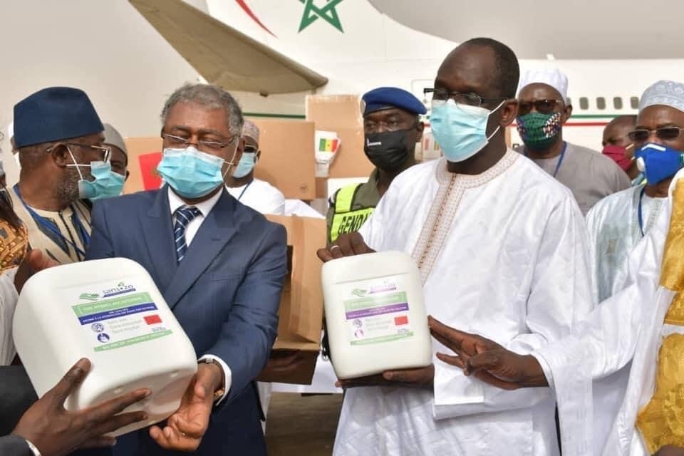 PHOTOS ET VIDEO - La Fondation Mohamed 6 des Oulémas Africains magnifie le Don du Royaume du Maroc à la République Sénégal dans le cadre de sa riposte contre le nouveau coronavirus 