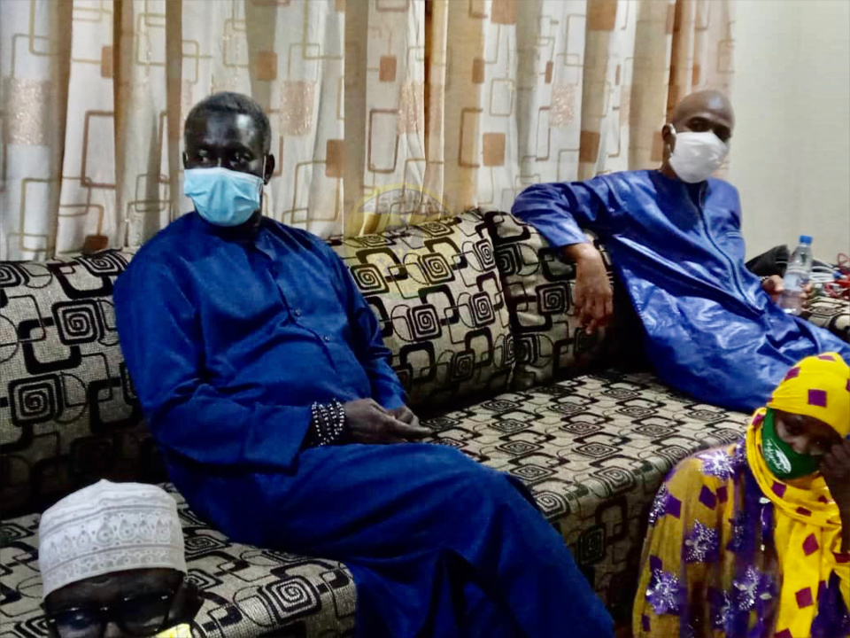 PHOTOS - Présentation de Condoléances de Serigne Bass AbdouHadre au nom du Khalif General des Mourides 