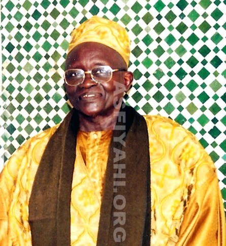 Sokhna Oumou Kalsoum Sy Bint Serigne Babacar Sy raconte ... Comment Cheikhal Khalifa a vècu à la Rue Thiérs le bombardement de Dakar