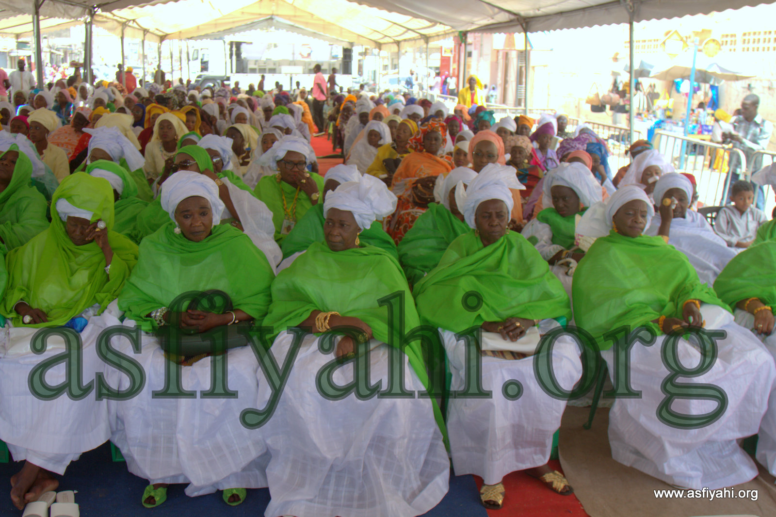 PHOTOS : Les images de la Conférence du Dahira MOUHSININA WAL MOUHSINATY, Samedi 27 Juin 2015 à la Geule-Tapée chez El hadj Abdoul Aziz Sy Dabakh