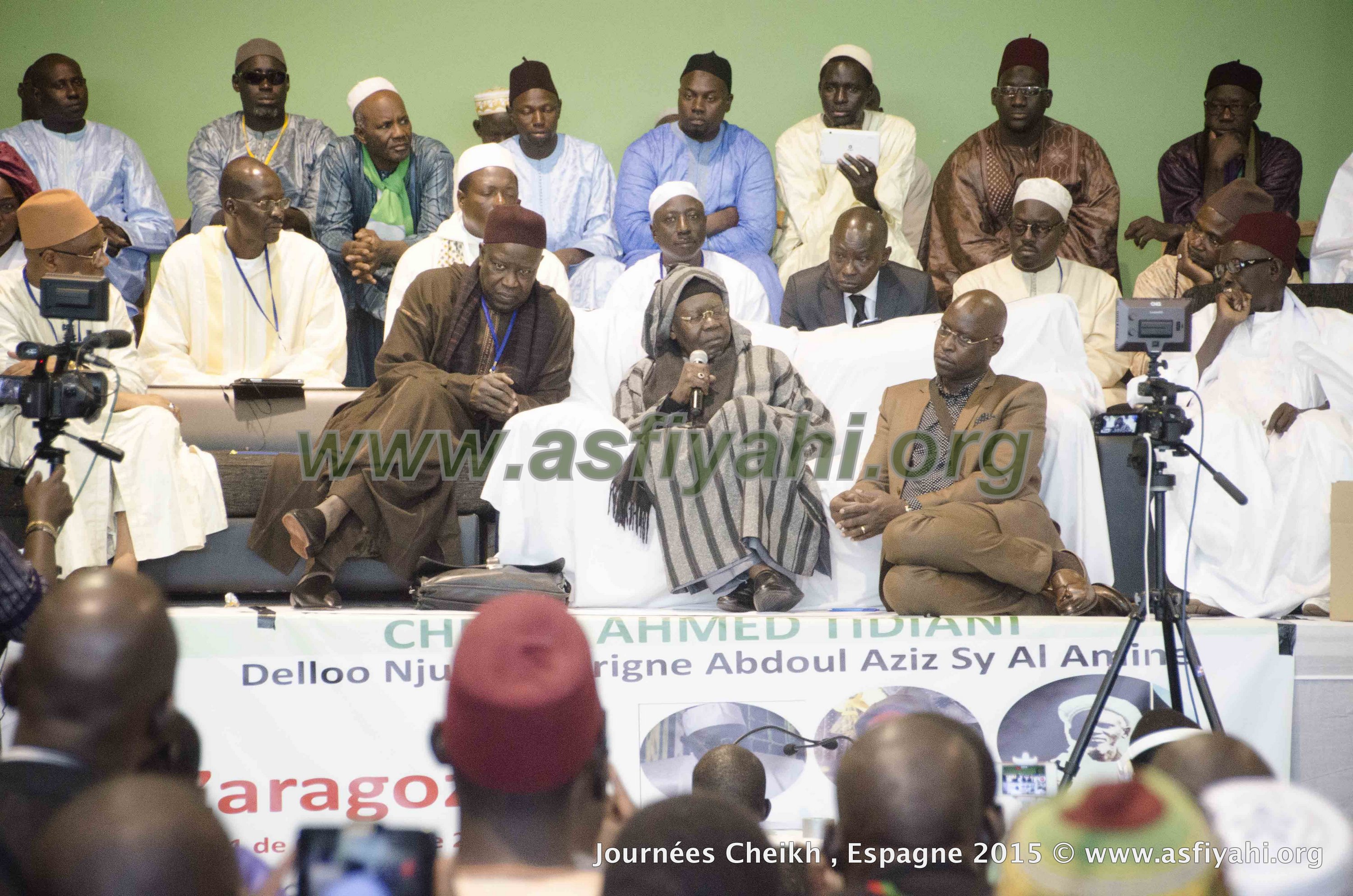 PHOTOS - ESPAGNE - Retour en Images sur la 1ére édition des Journées Cheikh (rta), présidées par Serigne Abdoul Aziz SY Al Amine les 30 , 31 et 1er Nov 2015 à Zaragoza