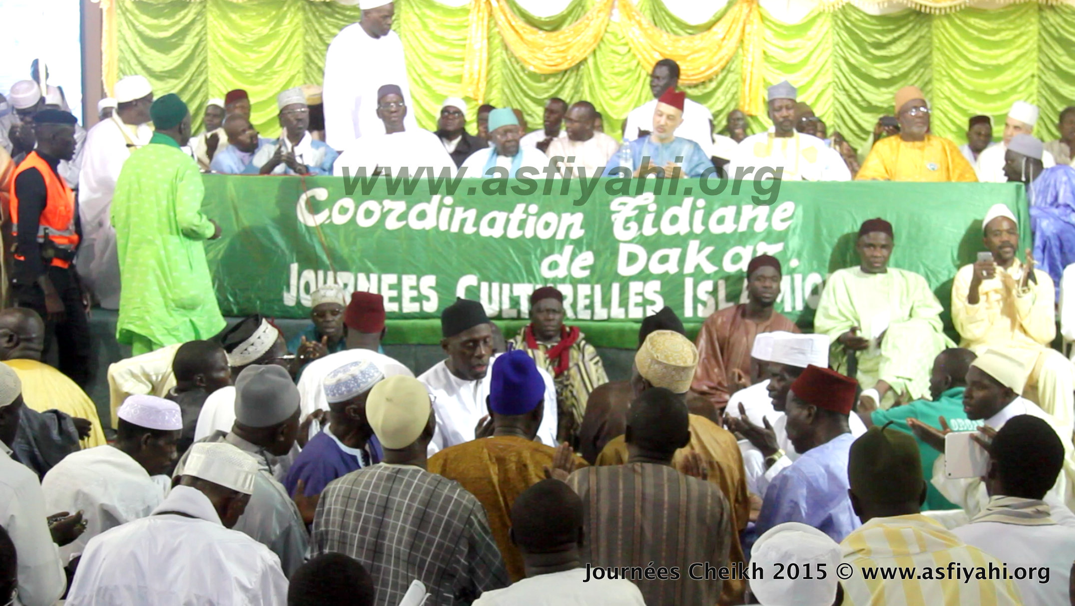 PHOTOS - Les Images de la seconde journée des Journées Cheikh 2015 ( Marche des jeunes Tidianes et Conférence de clôture) 