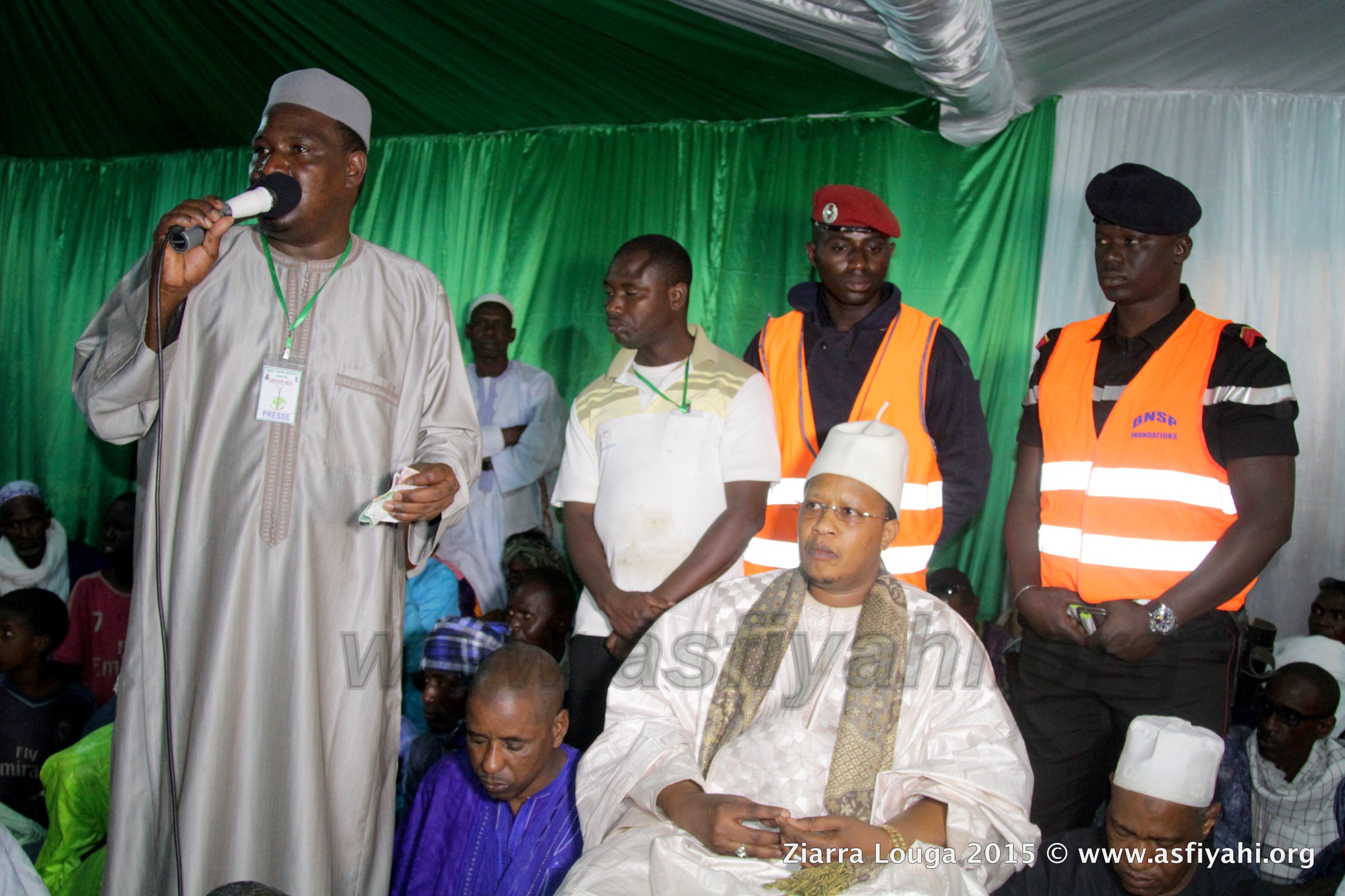 PHOTOS - DIRECT ZIARRA LOUGA - Ziarre et recueillement auprès des heritiers de Cheikh Oumar Foutiyou Tall (rta), ce Vendredi