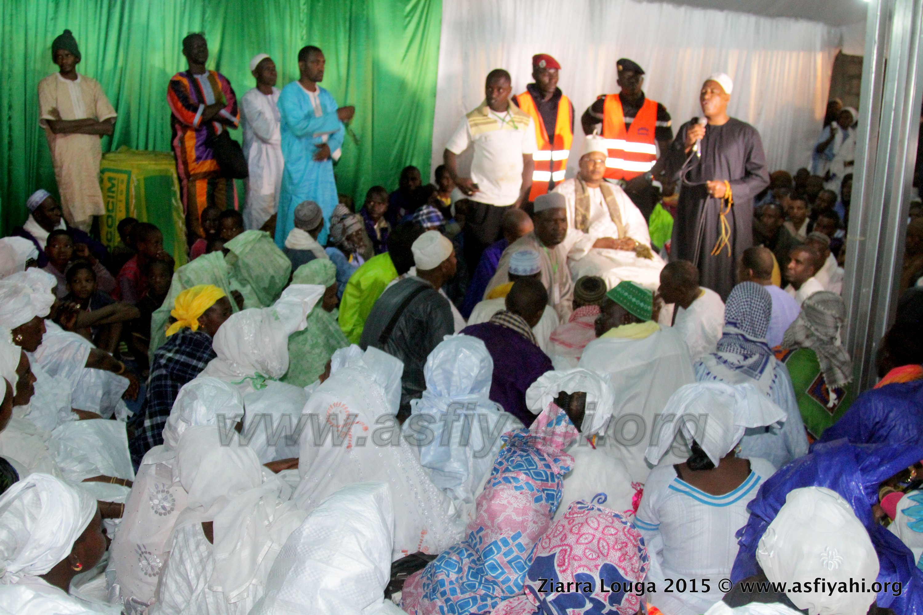 PHOTOS - DIRECT ZIARRA LOUGA - Ziarre et recueillement auprès des heritiers de Cheikh Oumar Foutiyou Tall (rta), ce Vendredi