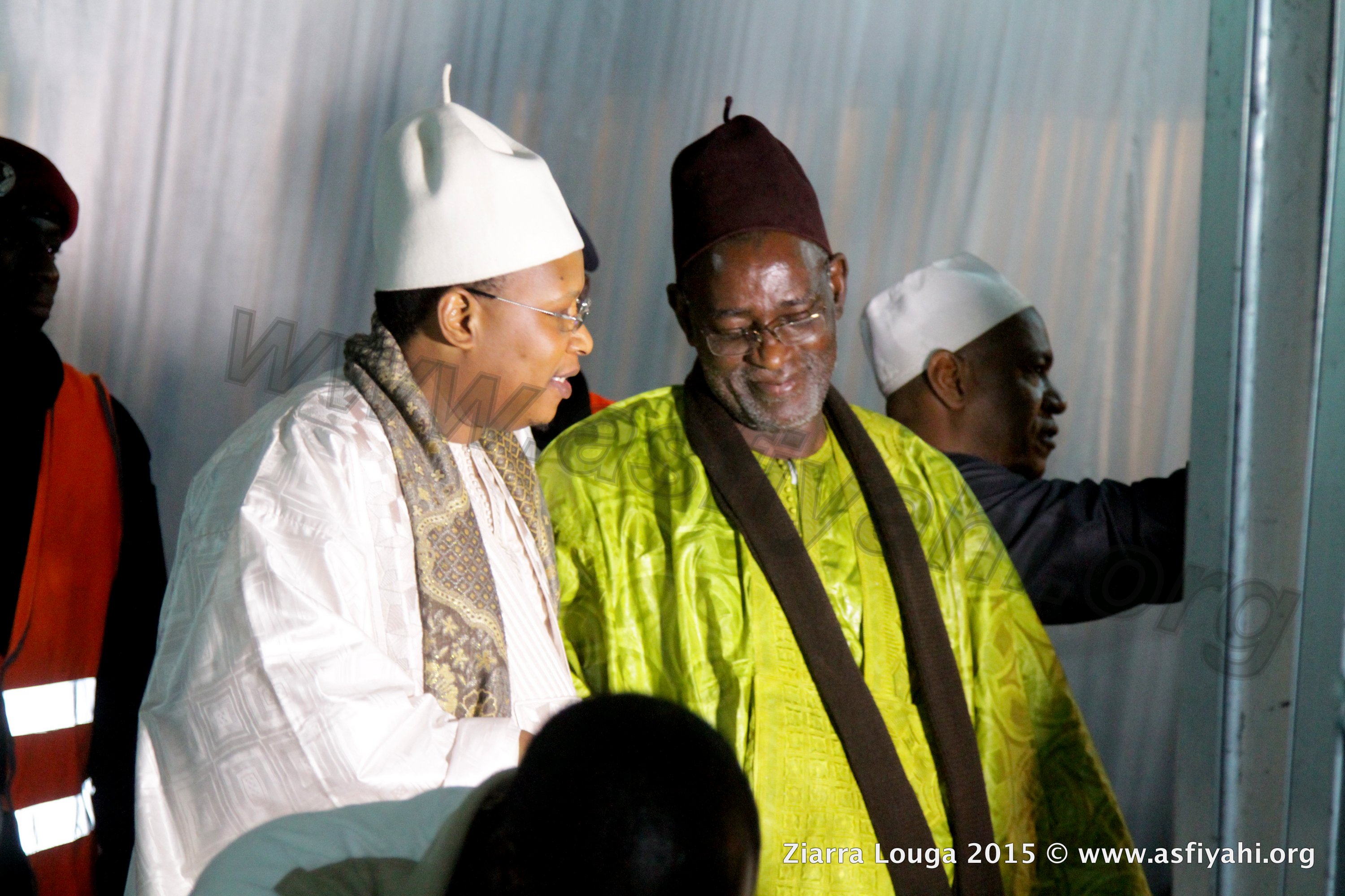 Thierno CHeikh Oumar Tall en compagnie de Thierno Saidou Nourou Ba Pathé Gallo