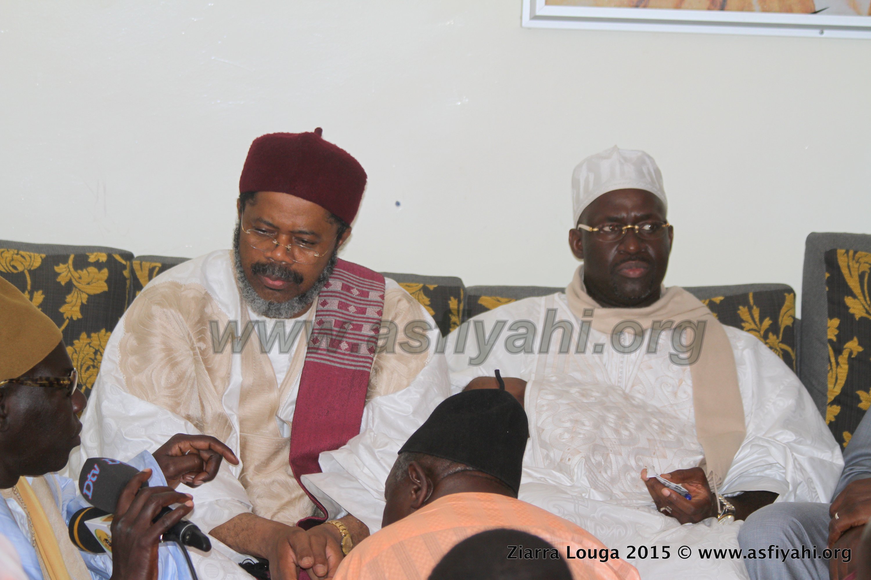 PHOTOS - DIRECT ZIARRA LOUGA - Ziarre et recueillement auprès des heritiers de Cheikh Oumar Foutiyou Tall (rta), ce Vendredi