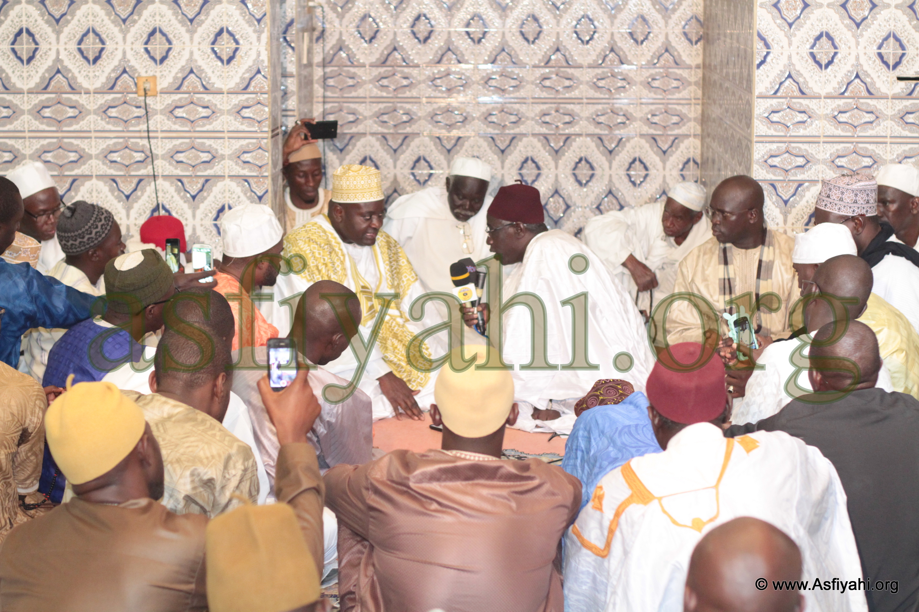 PHOTOS - Les Images de la "Hadara de la Jeunesse", organisée le Vendredi 1er janvier 2016 à la Zawiya El Hadj Malick Sy de Dakar par la Dahira Asfiyahi
