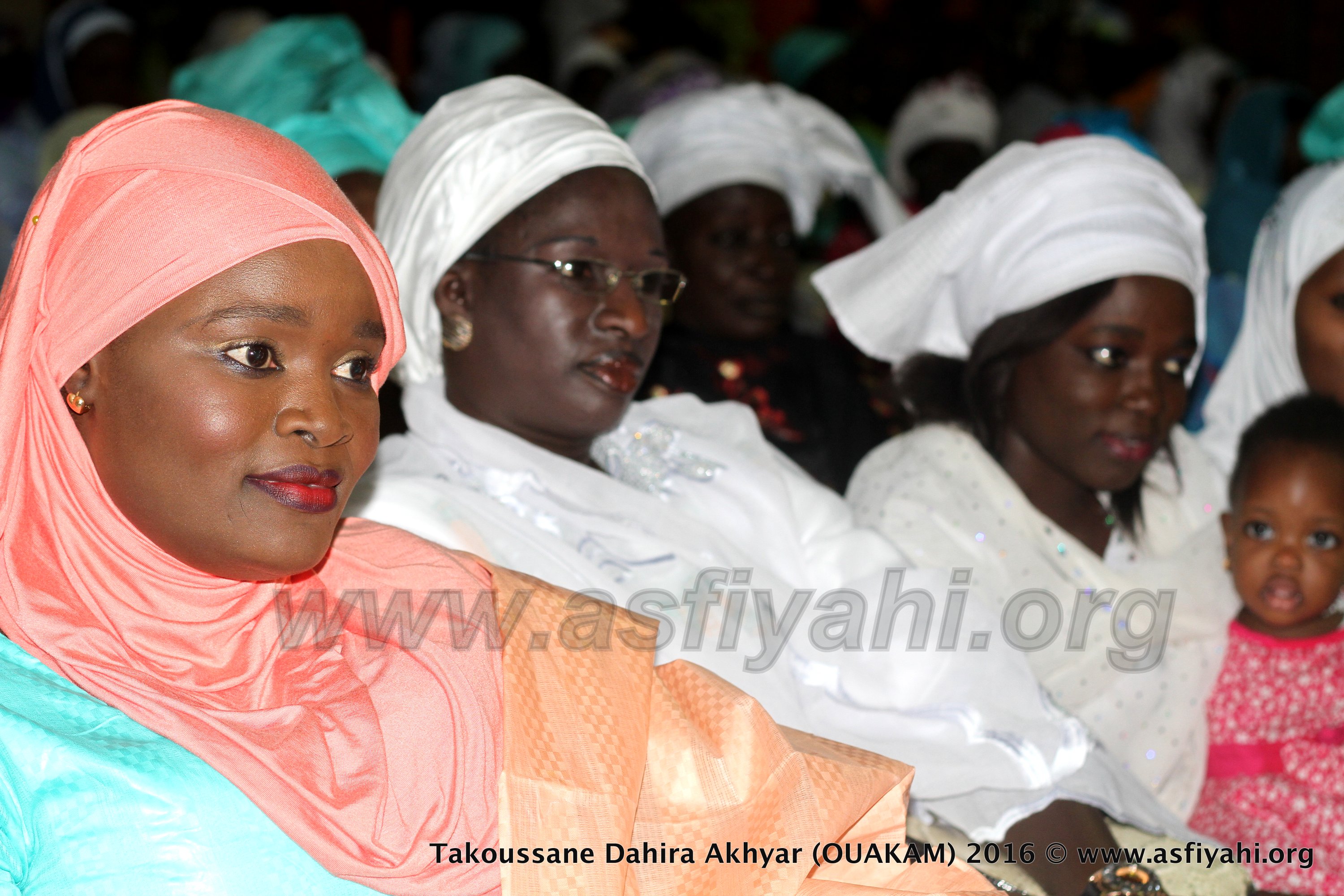 PHOTOS - OUAKAM - Les Images du Takoussane de la Dahira Akhyar, Samedi 6 Février 2016 à la Place Bayé, sous la présidence de Serigne Moustapha Sy Abdou