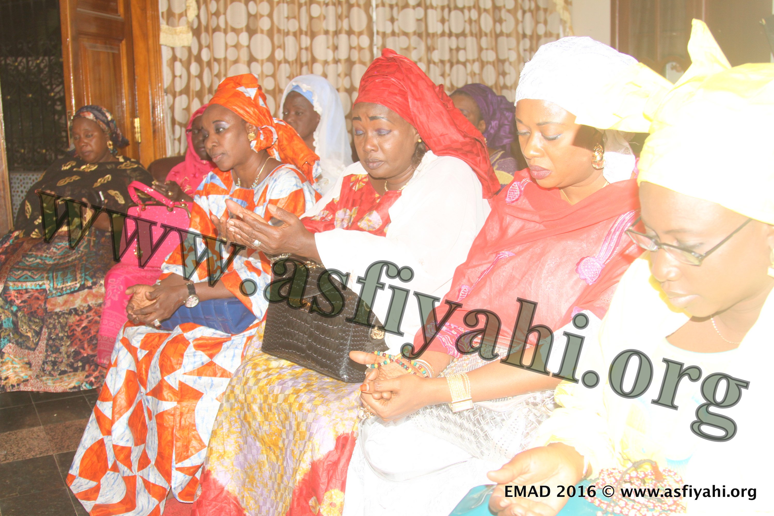 PHOTOS - Festival mémoire des « Penc » et villages de Dakar, « Ndakaru Demb » : l'EMAD reçoit LA bénédiction de Serigne Abdoul Aziz Sy Al Amine  