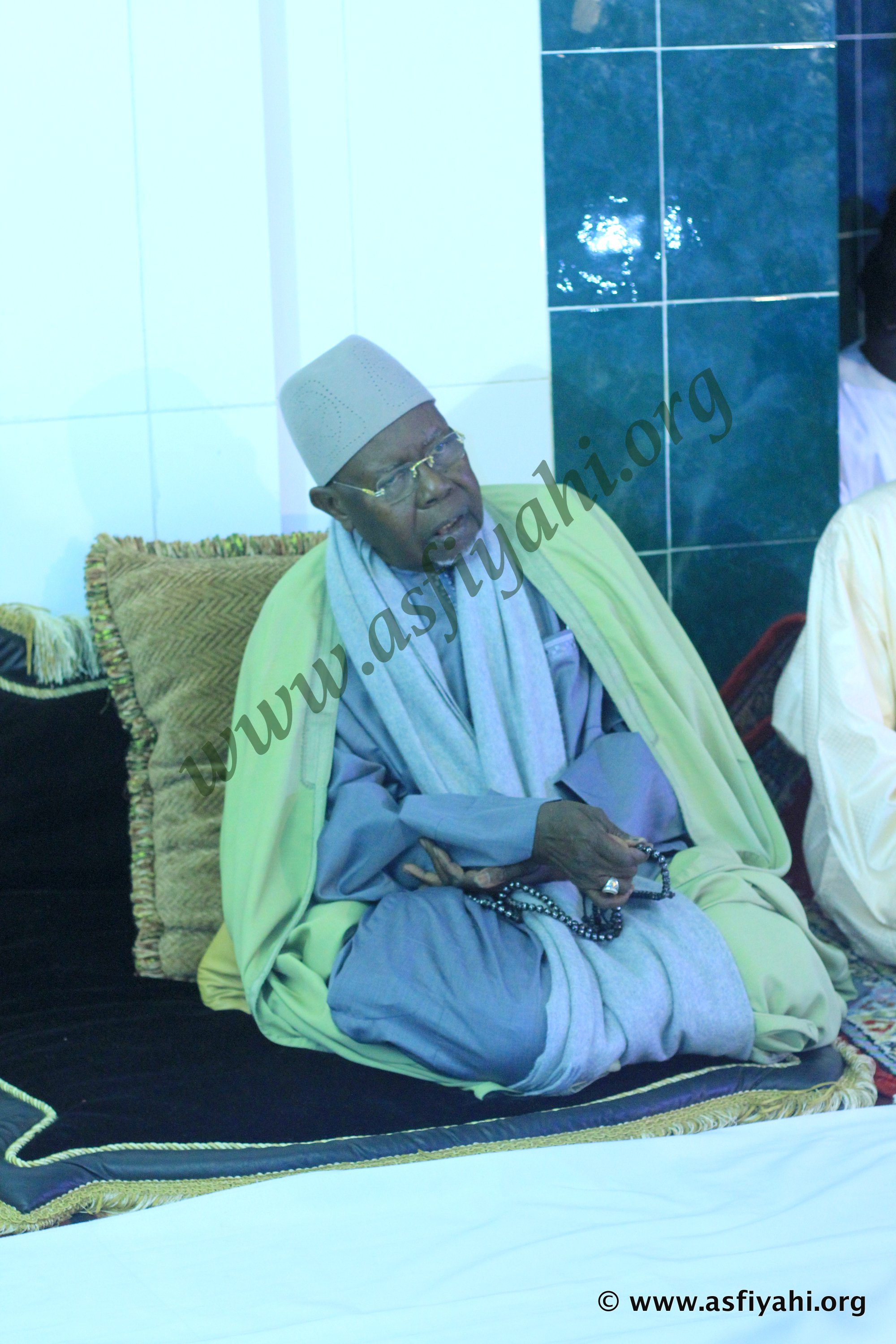 PHOTOS - KHADRATOUL DJUMAH - Serigne Abdoul Aziz Sy Al Amine hôte de Serigne Mor Diop aux parcelles assainies, vendredi 18 mars 2016 