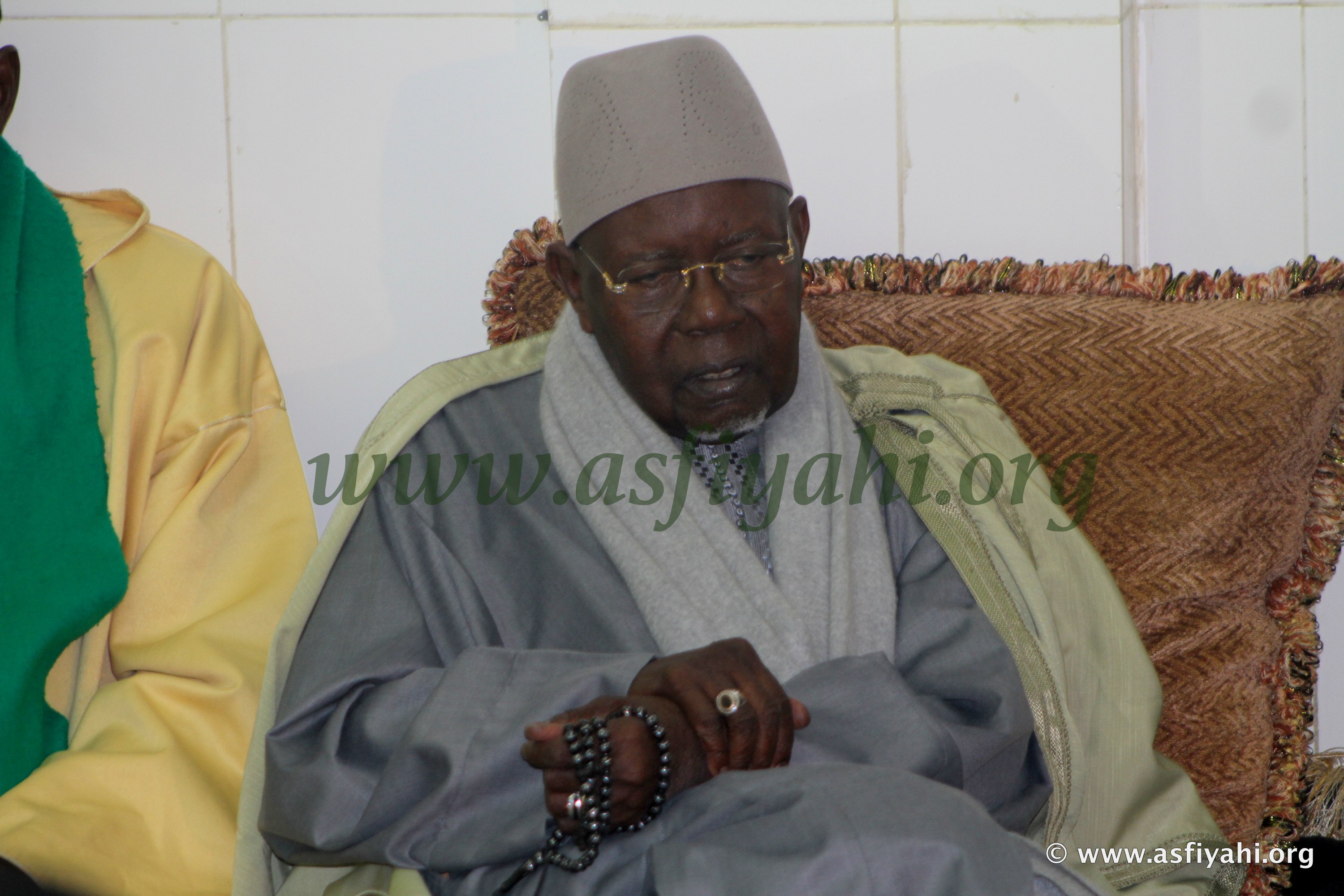 PHOTOS - KHADRATOUL DJUMAH - Serigne Abdoul Aziz Sy Al Amine hôte de Serigne Mor Diop aux parcelles assainies, vendredi 18 mars 2016 