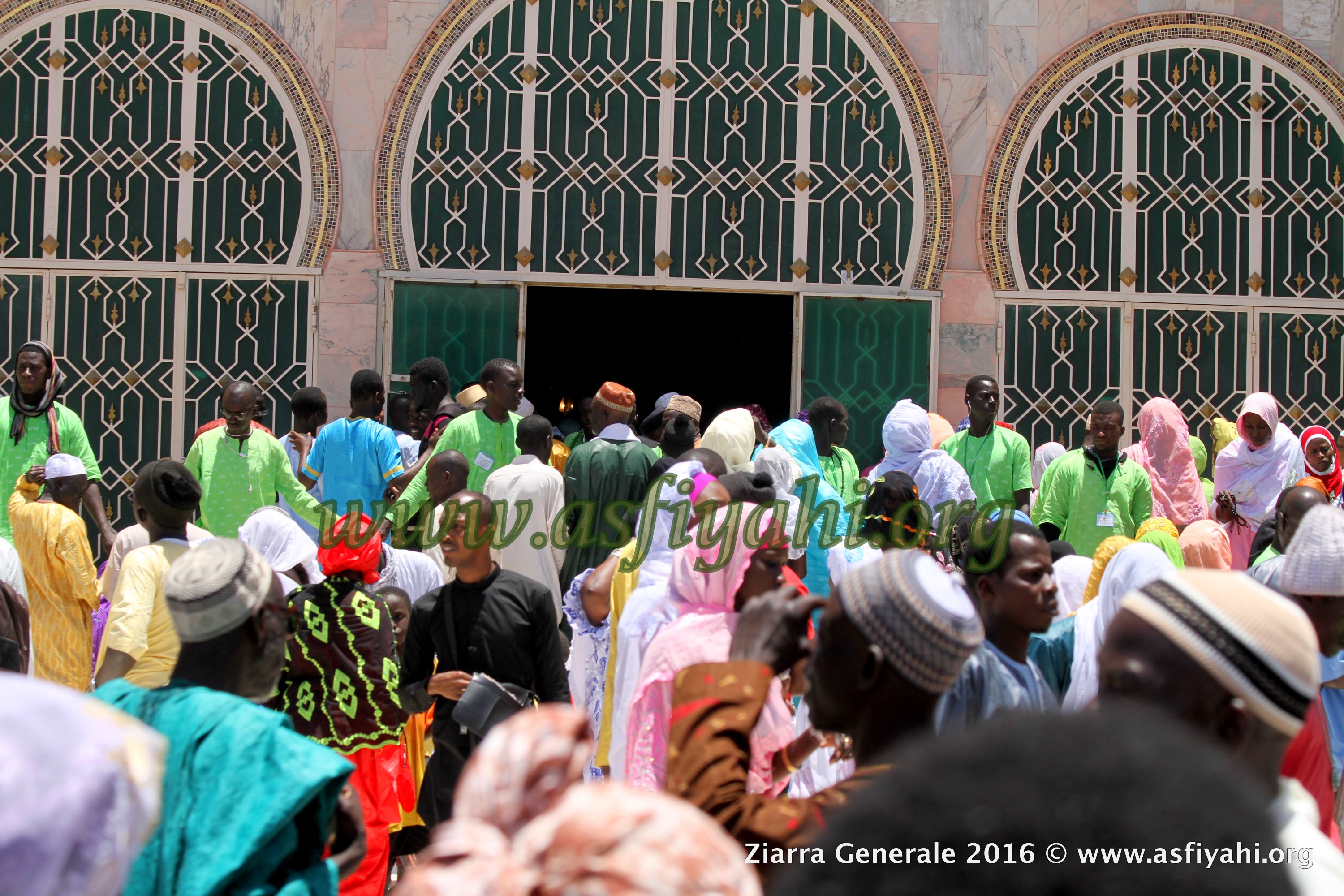 PHOTOS - ZIARRE GENERALE 2016 À TIVAOUANE - Ferveur et Spiritualité en Images