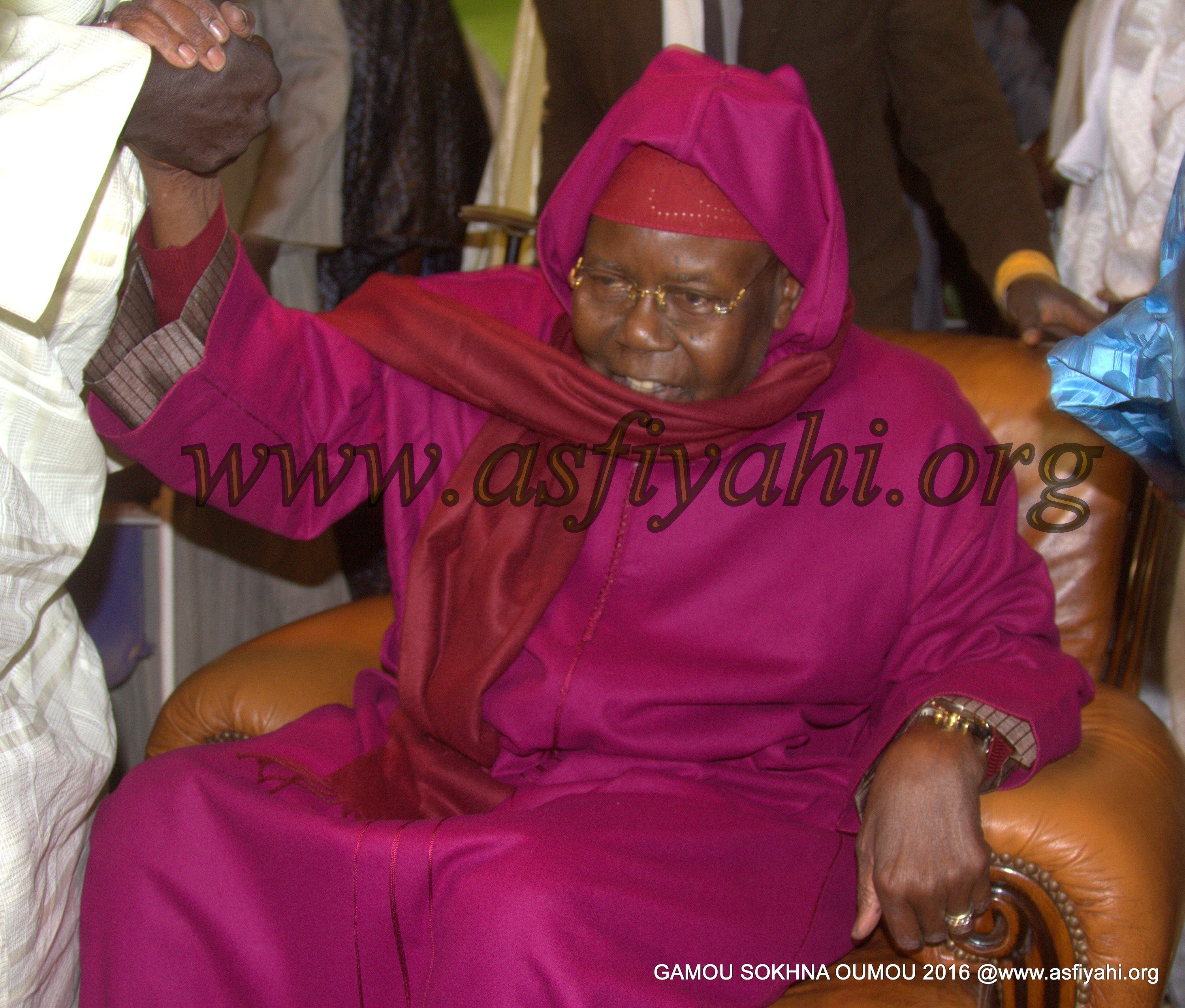 PHOTOS: 9 AVRIL 2016 A TIVAOUANE - Les images du Gamou de Sokhna Oumou Khairy Sy ( Borom Wagne Bi )