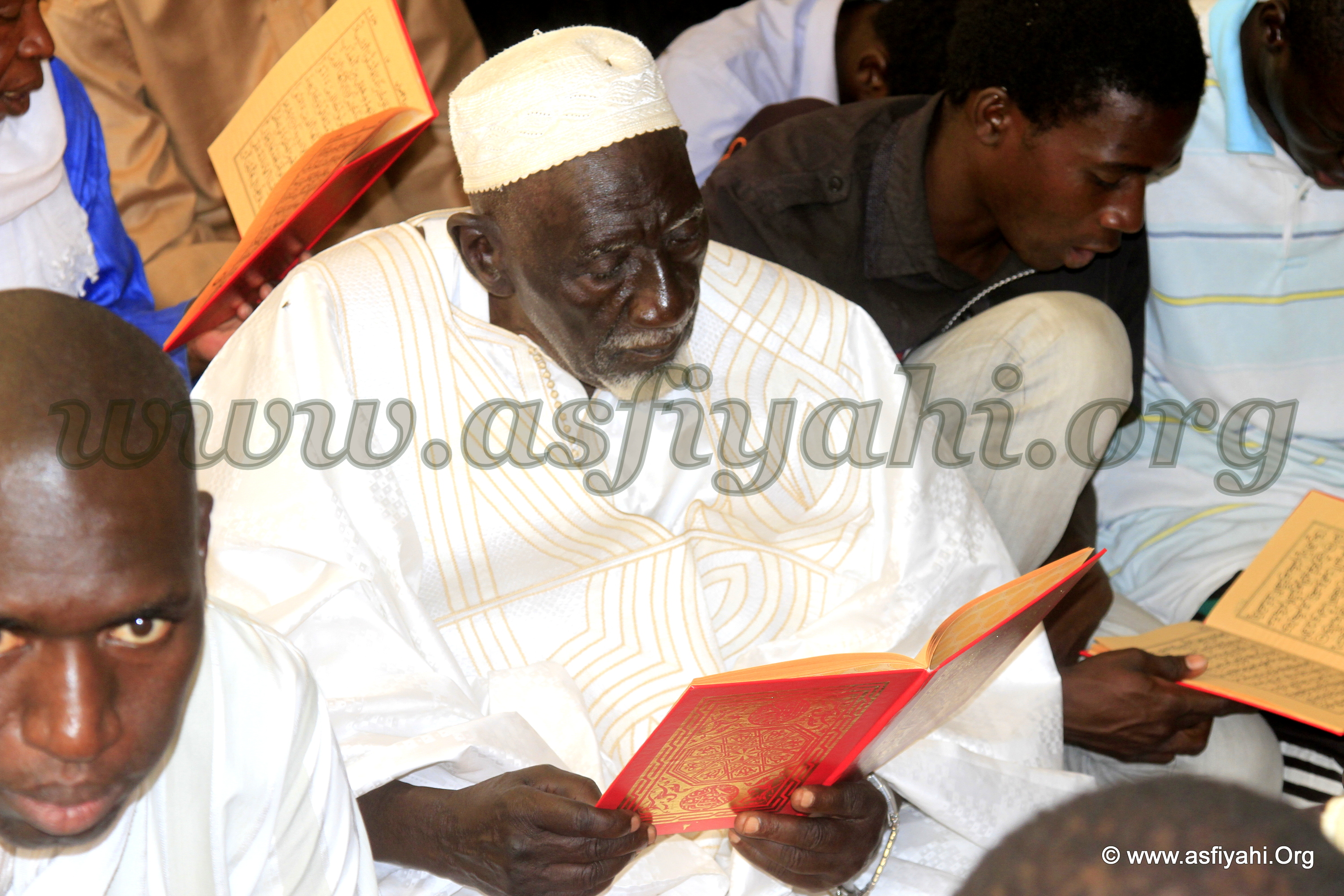 PHOTOS - 1er MAI 2016 À TIVAOUANE - Les Images de la Journée de Prières EL Hadj Eumeudou Mbaye Maodo (rta), Père d'El Hadj Mansour Mbaye