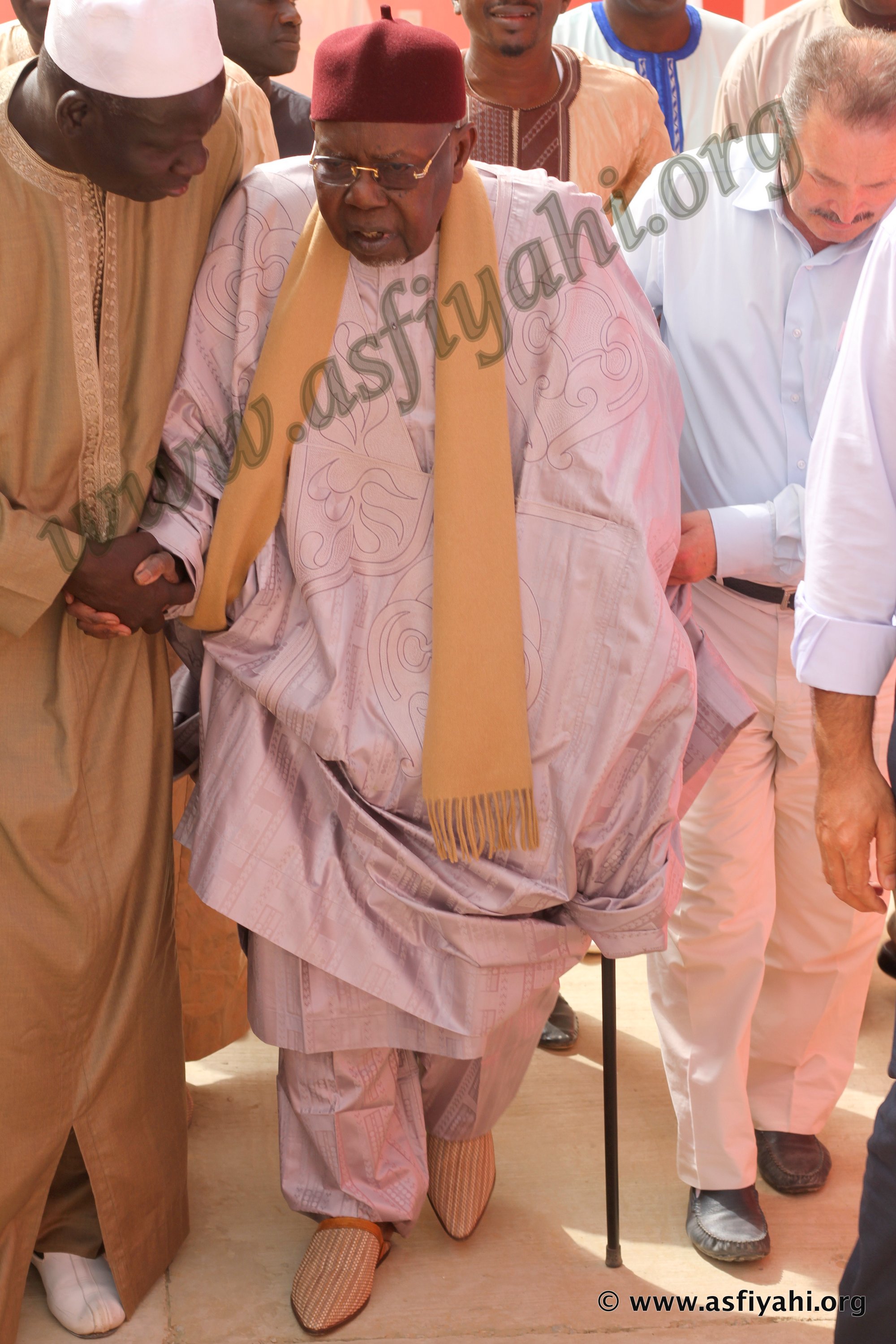 PHOTOS - 7 MAI 2016 À TIVAOUANE - Serigne Abdoul Aziz SY Al Amine réceptionne le Nouveau Daara Khalifa Ababacar SY réhabilité par une association Turque 