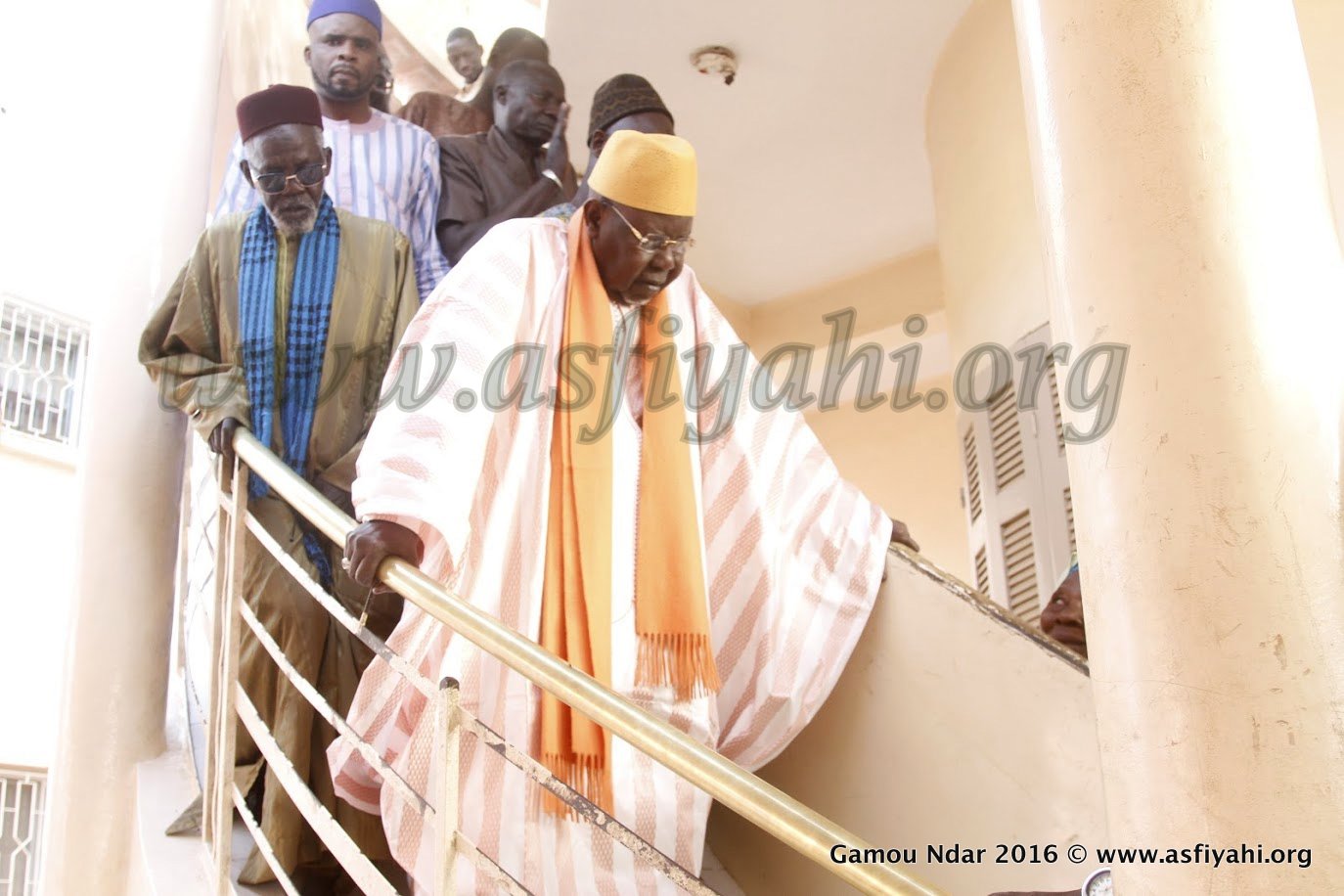 PHOTOS - GAMOU NDAR 2016 - Vivez les temps-forts du Convoi Dakar - Tivaouane - Saint-Louis (1ére Partie) ; Les Fidèles répondent à l'appel de Serigne Babacar Sy (rta), sous la Direction de Serigne Abdoul Aziz Sy Al Amine 