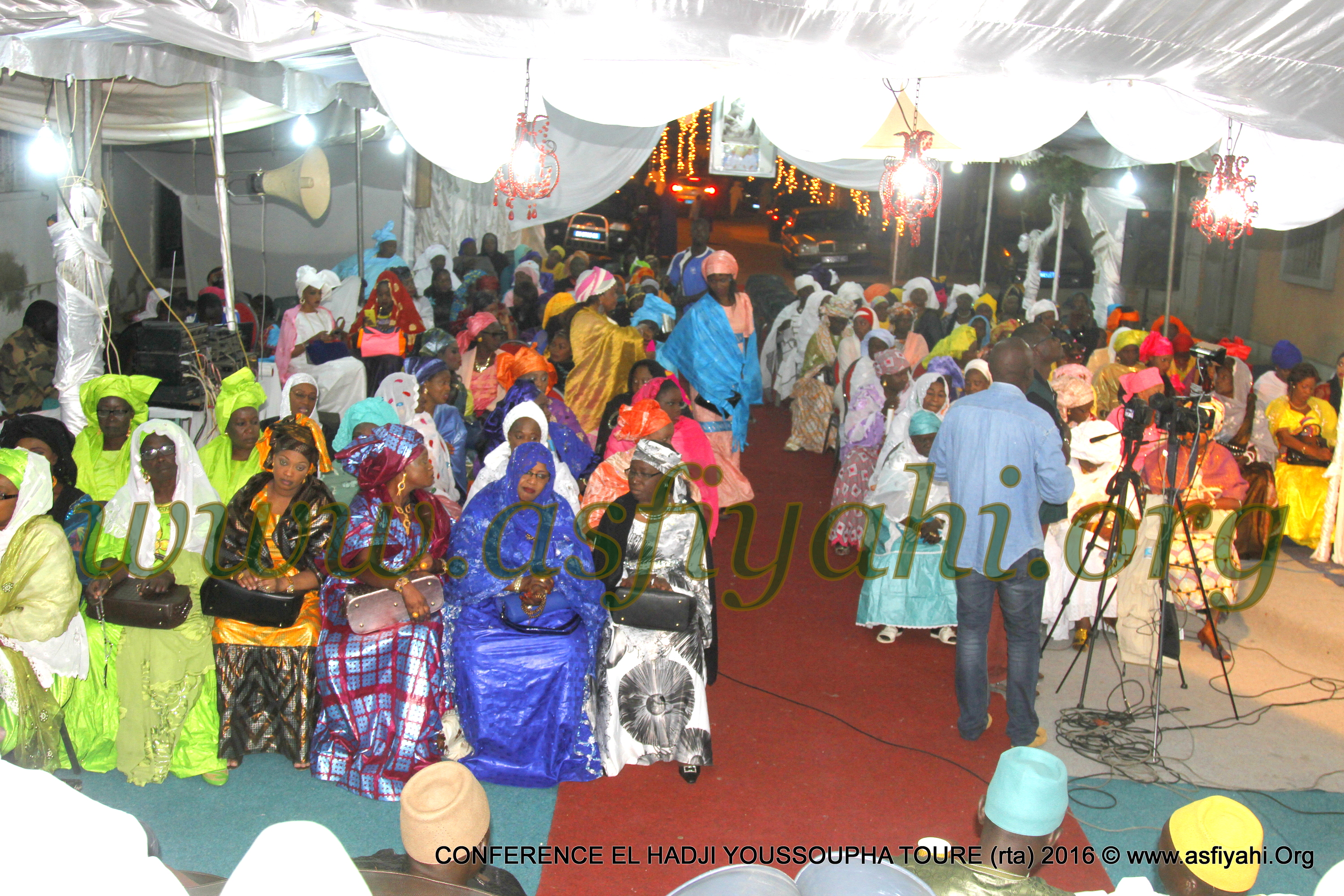 PHOTOS - GUEULE TAPÉE - Les images du Takoussane El Hadj Youssou Touré (rta) de ce Dimanche 22 Mai 2016 à la Gueule Tapée