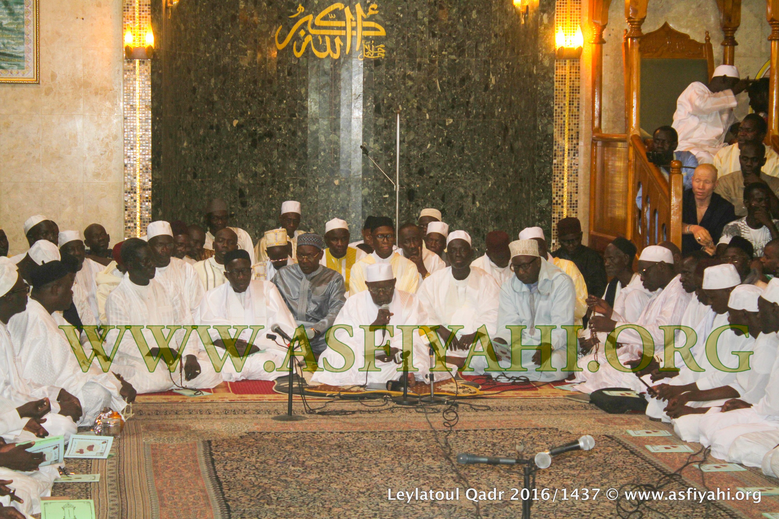 PHOTOS - 2 JUILLET 2016 À TIVAOUANE - Les Images de la Leylatoul Qadr à la Mosquée Serigne Babacar Sy (rta)