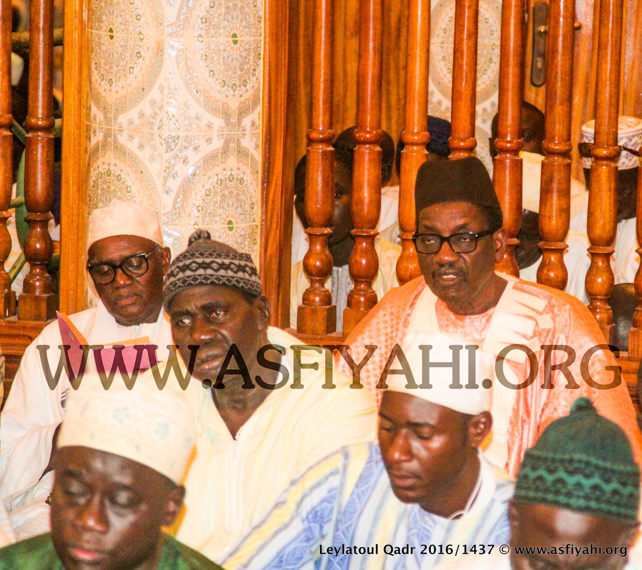PHOTOS - 2 JUILLET 2016 À TIVAOUANE - Les Images de la Leylatoul Qadr à la Zawiya El Hadj Malick SY (rta)