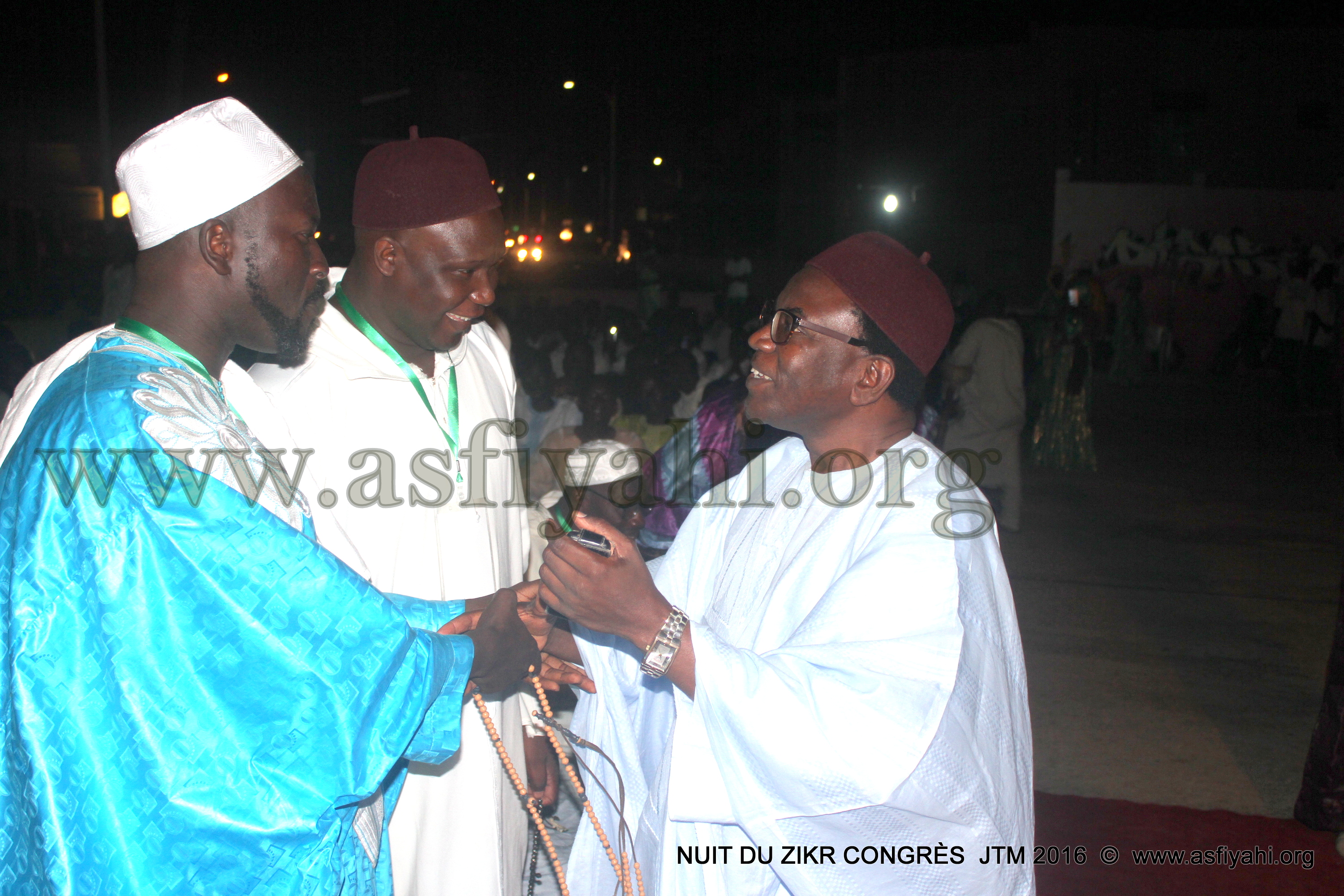 PHOTOS - 23 JUILLET 2016 À DAKAR - Les Images de la NUIT DU ZIKR du 7éme Congrès du Mouvement Jeunesse Tidjane Malikite
