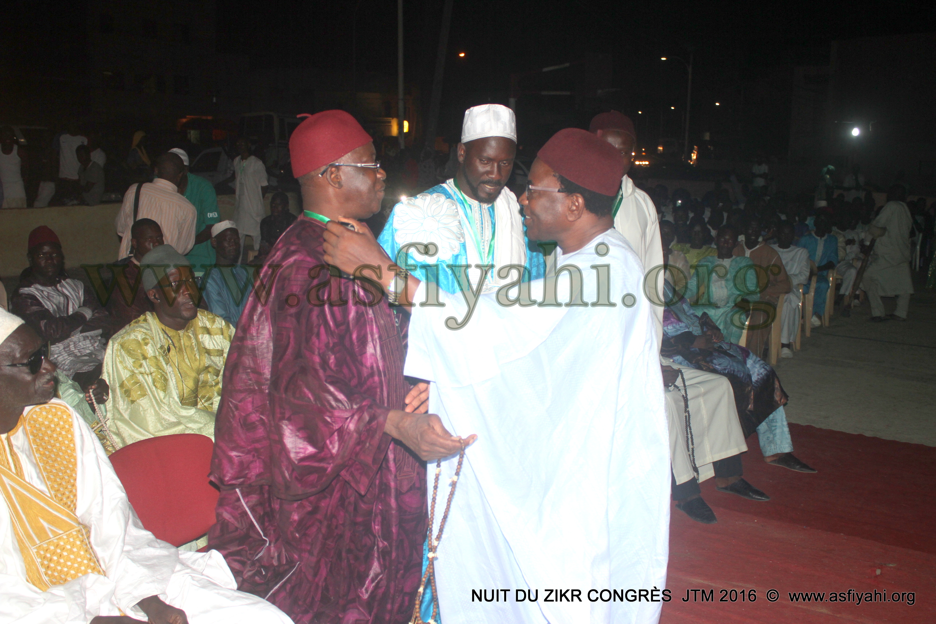 PHOTOS - 23 JUILLET 2016 À DAKAR - Les Images de la NUIT DU ZIKR du 7éme Congrès du Mouvement Jeunesse Tidjane Malikite