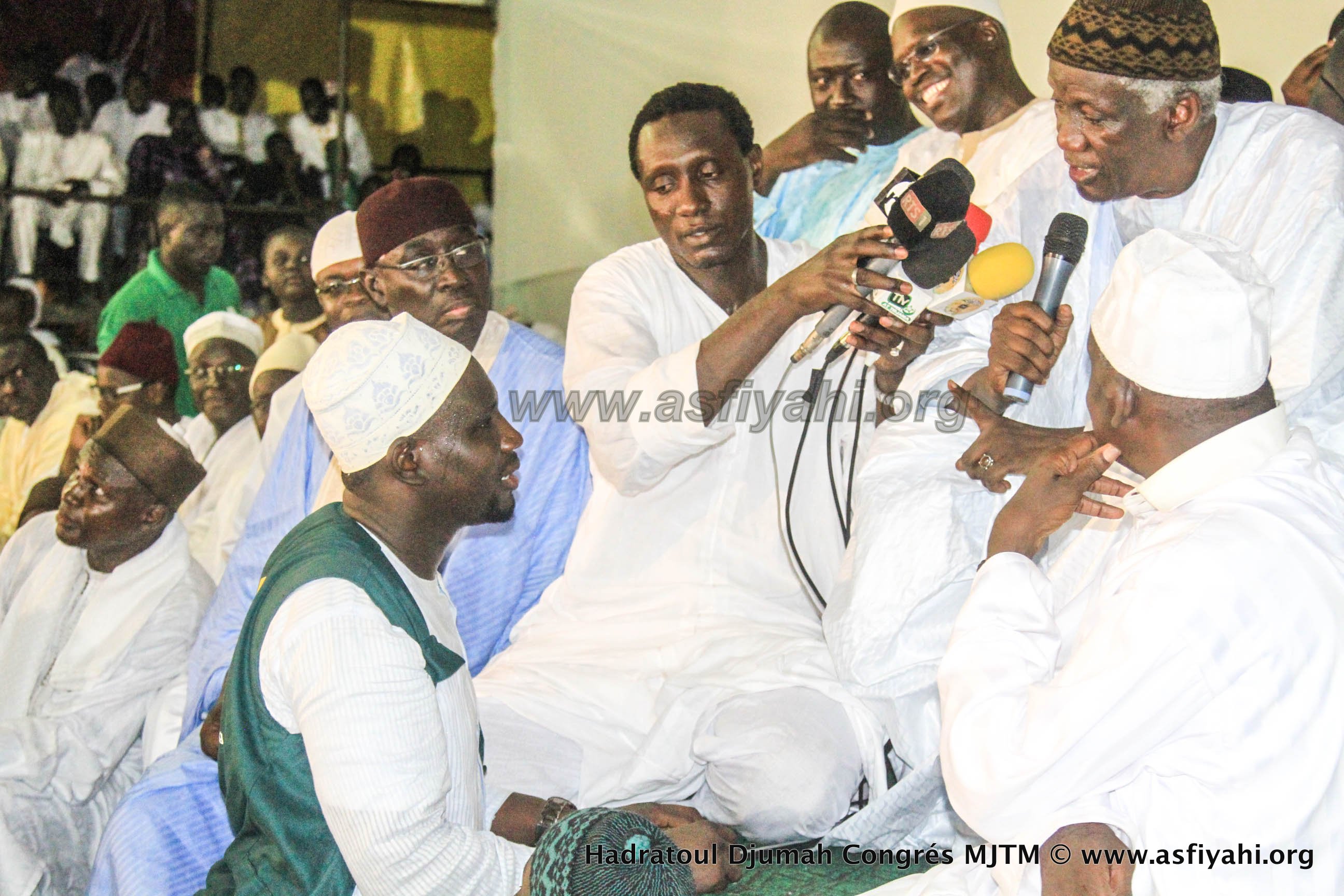 PHOTOS - 29 JUILLET 2016 À DAKAR - Les Images de la Hadratoul Djumah du Congrès de la Jeunesse Tidiane Malikite, présidée par Serigne Mbaye Sy Abdou  et le Maire de Dakar , Khalifa Ababacar Sall