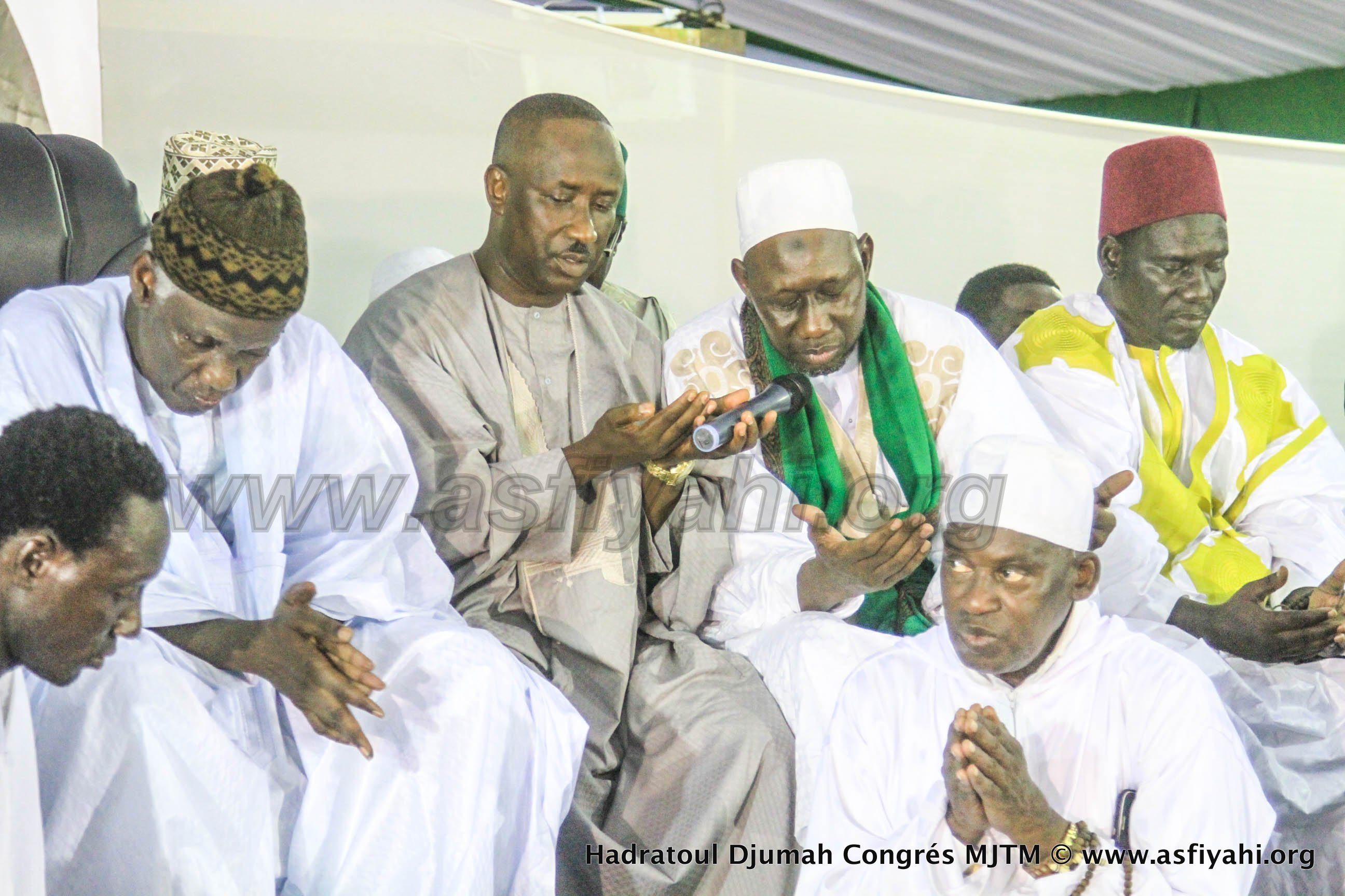 PHOTOS - 29 JUILLET 2016 À DAKAR - Les Images de la Hadratoul Djumah du Congrès de la Jeunesse Tidiane Malikite, présidée par Serigne Mbaye Sy Abdou  et le Maire de Dakar , Khalifa Ababacar Sall