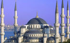 A LA DECOUVERTE D’UNE VILLE MILLENAIRE : Avec ses 3 000 mosquées, Istanbul affiche fière allure