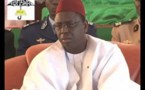 VIDEO  Le président Macky Sall présente ses condoléances à la famille de El Hadj Malick Sy