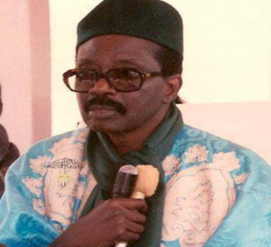 ARCHIVE VIDEO : Conference  de Serigne CHeikh Tidiane Sy Al Maktoum à Demba Diop en 1988