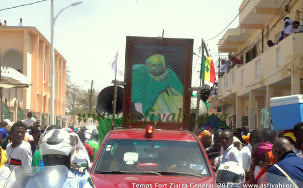 PHOTOS - ALBUM 3 - ZIARRE GENERALE 2017 - Les fidèles s’abreuvent aux sources d'El Hadji Malick Sy (rta)