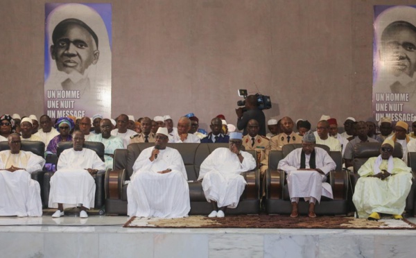 REPLAY - LIVE FACEBOOK - Revivez la cérémonie de présentation de Condoléances du President Macky Sall