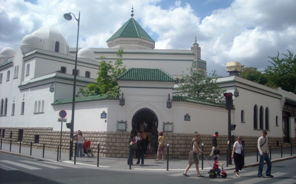 Des Connexions Familiales et Spirituelles centenaires au service du Tidianisme