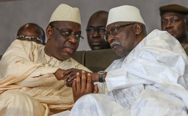 VIDEO : Macky Sall renouvelle toute sa gratitude à Serigne Babacar Sy Mansour; magnifie l’exemplarité de l’islam au Sénégal et l’apport indéfectible de Seydil Hadj Malick Sy