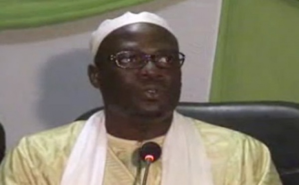 VIDEO - Takussan Serigne Babacar Sy à Tivaouane animé par Serigne Sidy Ahmed SY ibn Serigne Abdoul Aziz SY Al Amine ( 10 Juin 2012 )