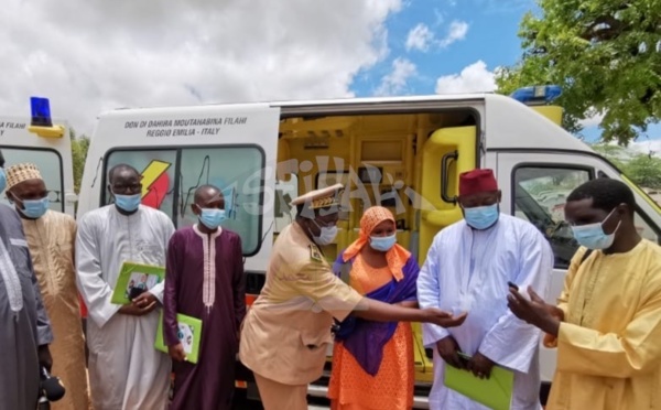 PHOTOS - DIAKSAO - SANTÉ PUBLIQUE: Important Don de la famille de Seydil Hadj Malick SY d'une valeur de 40 millions en matériel médical dont une ambulance médicalisée