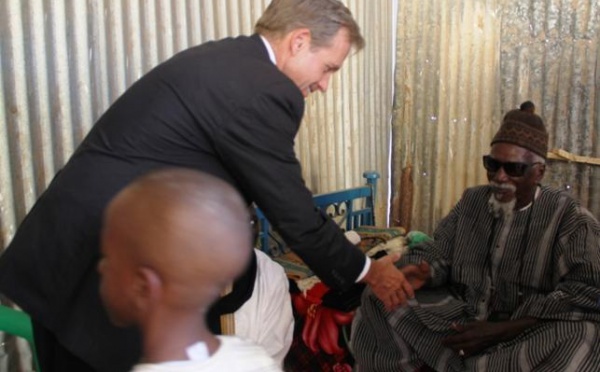 TOUBA : Lewis Lukens rend une visite de courtoisie au Khalif General des Mourides Serigne Cheikh Sidy Mokhtar Mbacké